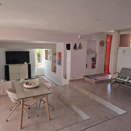 La Muralla Roja קלפה