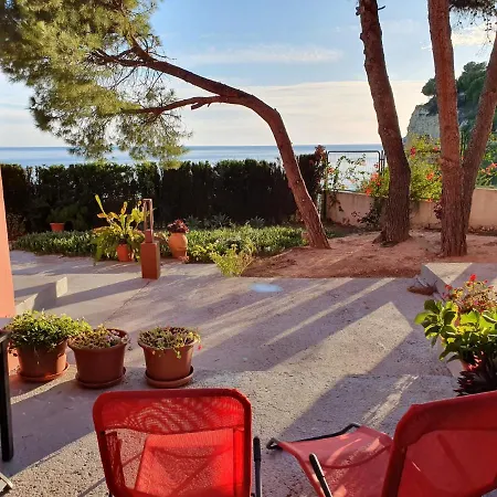 La Muralla Roja דירה קלפה