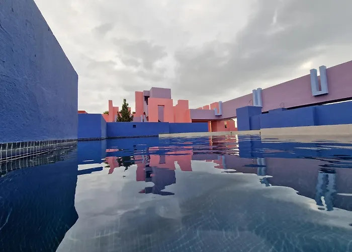 La Muralla Roja Calp
