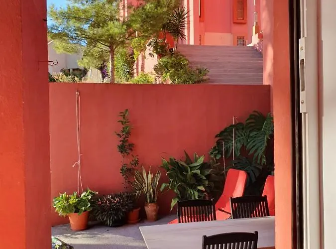 Lejlighed La Muralla Roja *